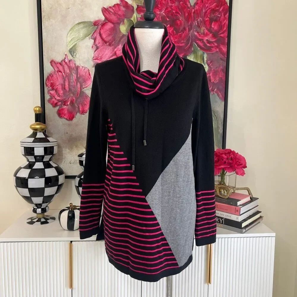 Chico's Zenergy Women's Stripe Colorblock Cowl Neck Sweater Black Pink 1 Medium